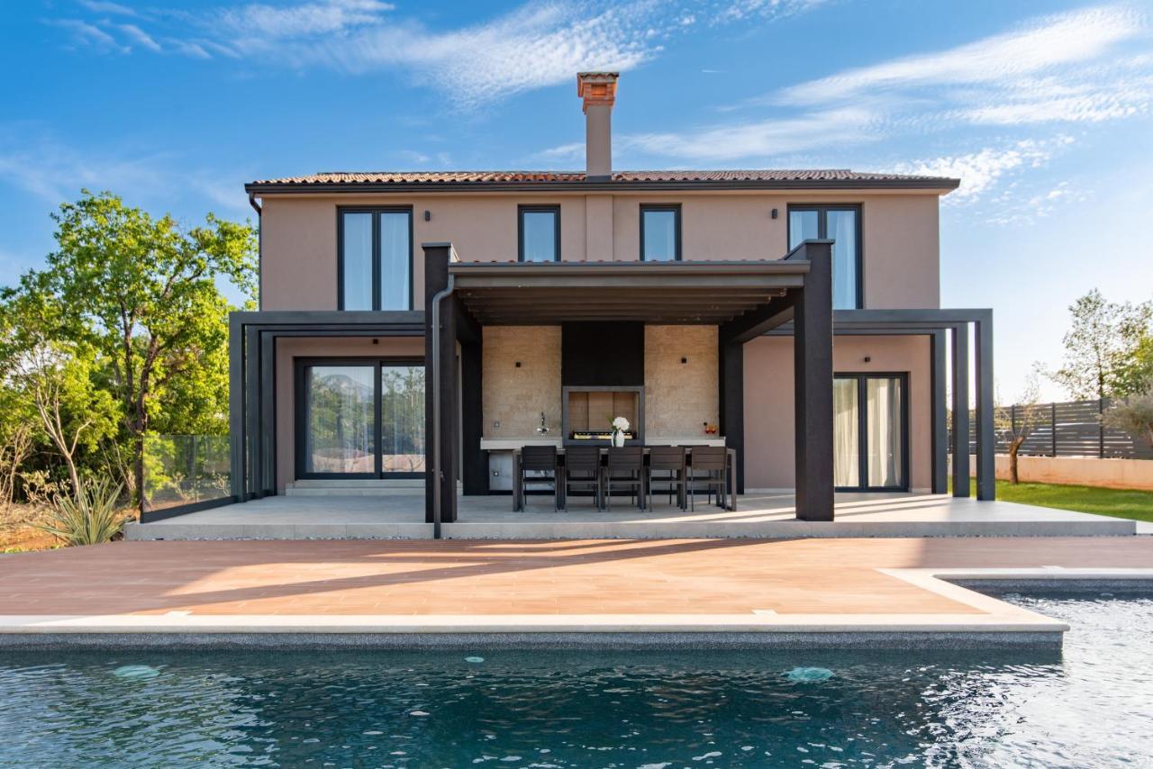 Villa Zara Santalezi Екстериор снимка