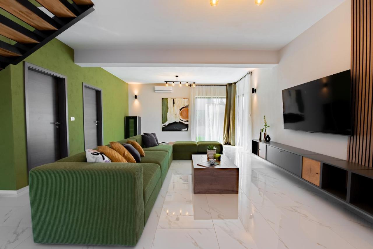 Villa Zara Santalezi Екстериор снимка