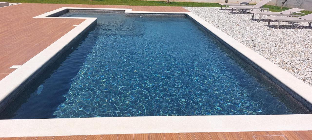 Villa Zara Santalezi Екстериор снимка