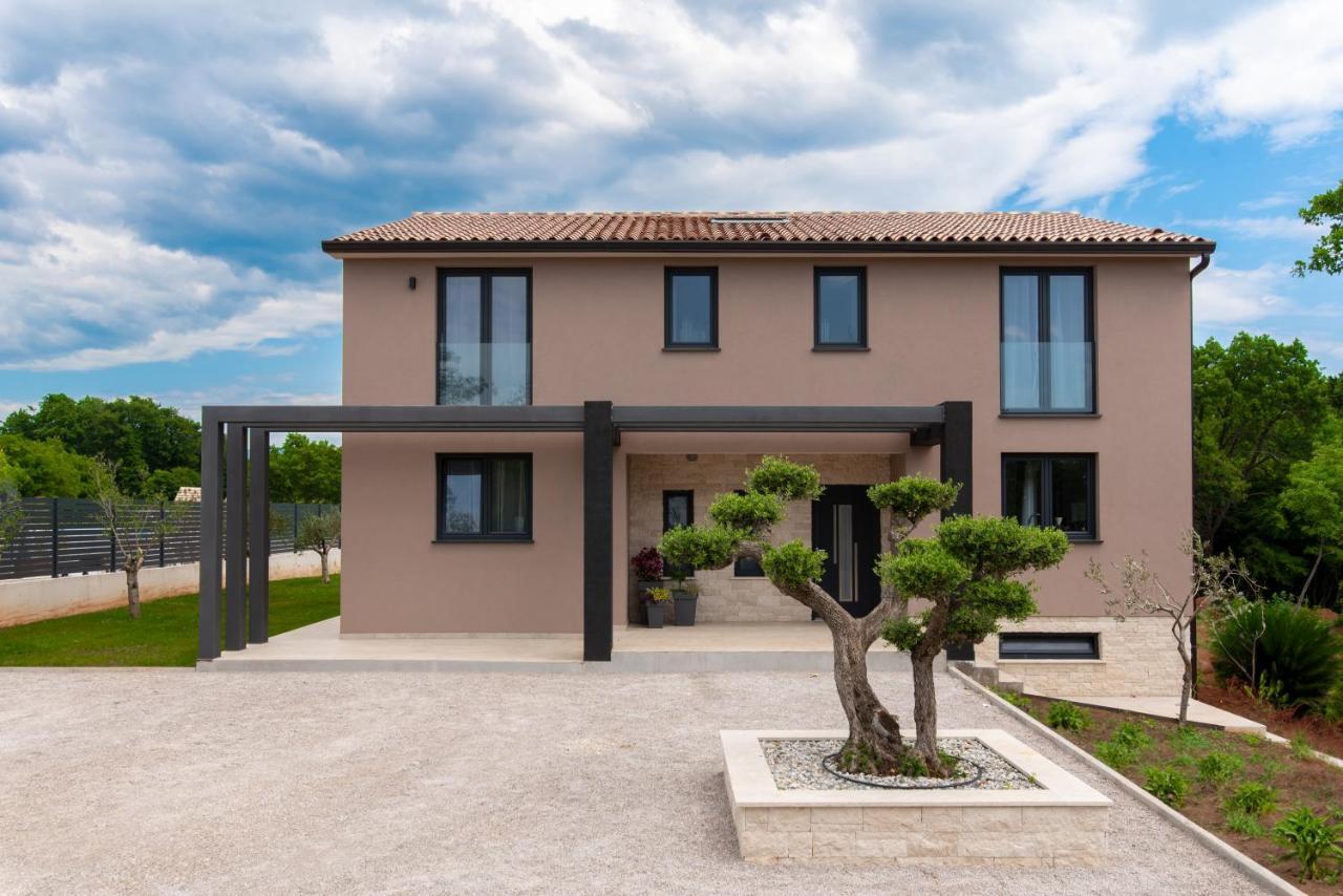 Villa Zara Santalezi Екстериор снимка